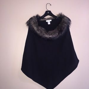 White House Black Market Faux Fur Collar Poncho/OS